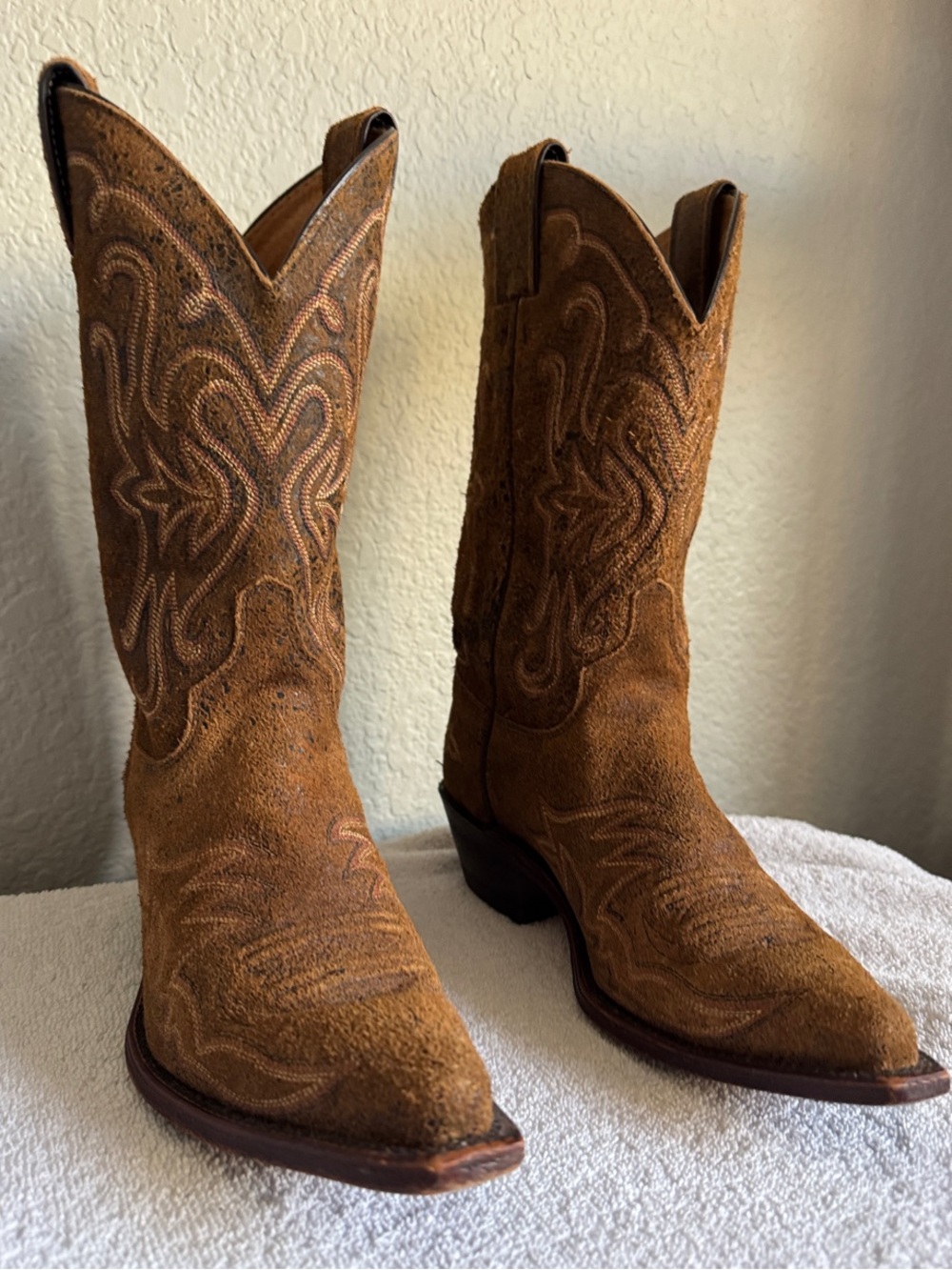 Justin Boots Tan Suede Western Boot Pair NWOT